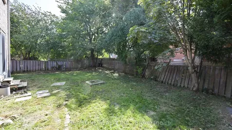 68 Large Crescent Ajax ON L1T 2T1