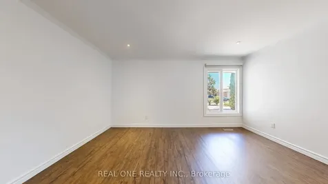 68 Large Crescent Ajax ON L1T 2T1