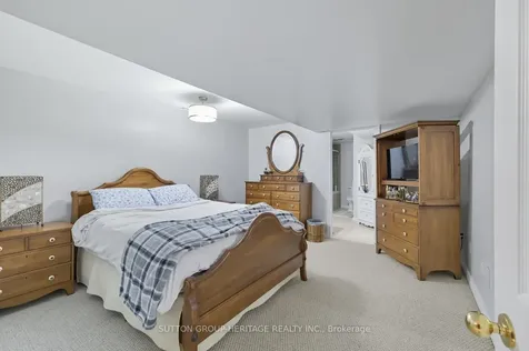 98 Hoile Drive Ajax ON L1Z 1N4