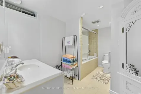 98 Hoile Drive Ajax ON L1Z 1N4