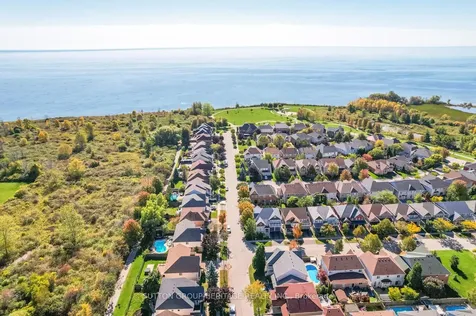 98 Hoile Drive Ajax ON L1Z 1N4