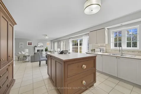 98 Hoile Drive Ajax ON L1Z 1N4