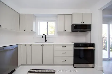 6 Humphrey Drive Ajax ON L1S 4X8