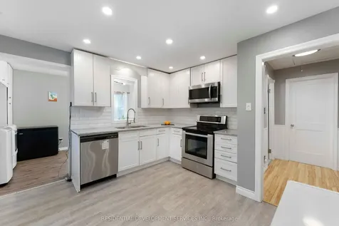 4 Nelson Avenue Ajax ON L1S 1Z3