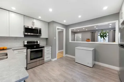 4 Nelson Avenue Ajax ON L1S 1Z3