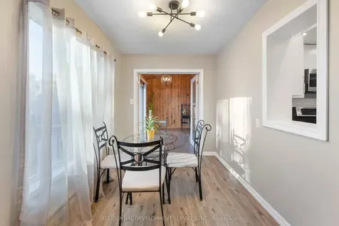 4 Nelson Avenue Ajax ON L1S 1Z3