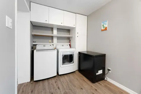 4 Nelson Avenue Ajax ON L1S 1Z3