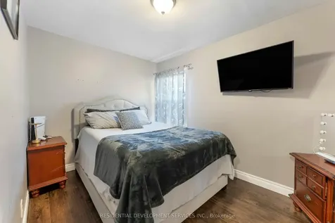 4 Nelson Avenue Ajax ON L1S 1Z3