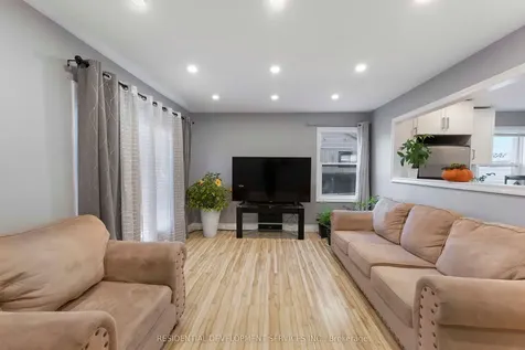 4 Nelson Avenue Ajax ON L1S 1Z3