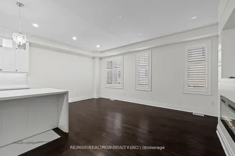 7 Quarrie Lane Ajax ON L1T 0N1