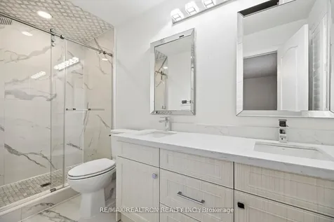 7 Quarrie Lane Ajax ON L1T 0N1