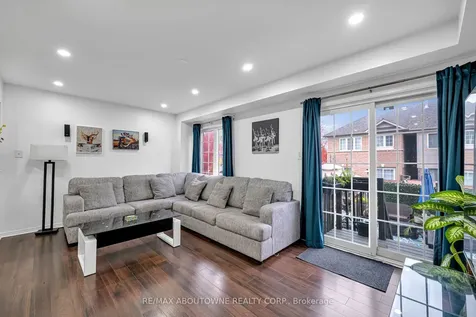 303 Porte Road Ajax ON L1S 0A4