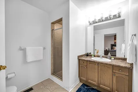 303 Porte Road Ajax ON L1S 0A4