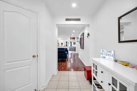 303 Porte Road Ajax ON L1S 0A4