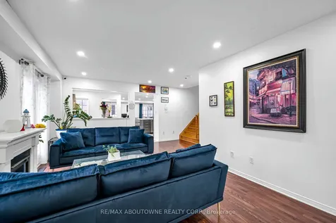 303 Porte Road Ajax ON L1S 0A4