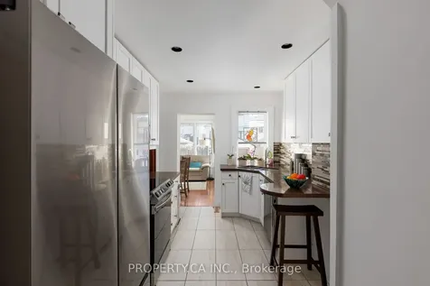 313 Monarch Park Avenue Toronto ON M4J 4T2