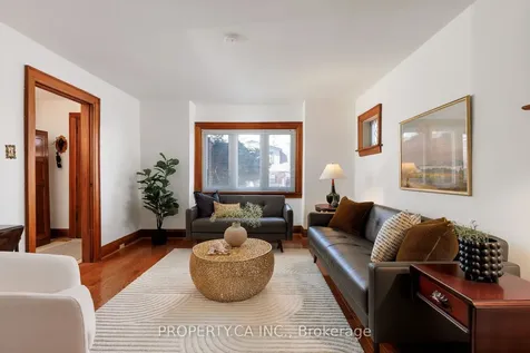 313 Monarch Park Avenue Toronto ON M4J 4T2