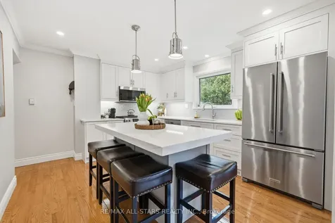 595 Walsh Drive Scugog ON L9L 1K6
