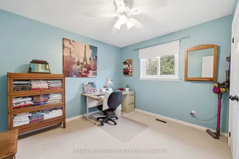 595 Walsh Drive Scugog ON L9L 1K6