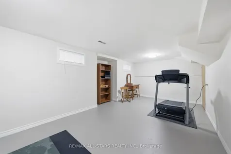 595 Walsh Drive Scugog ON L9L 1K6