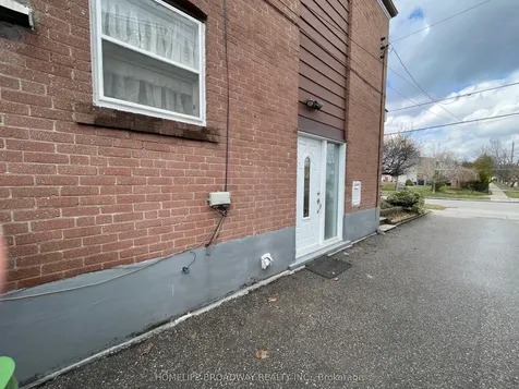 33 Chelwood Road Toronto ON M1K 2K5