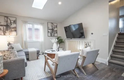 35 Dale Park Drive Clarington ON L1E 2Z4