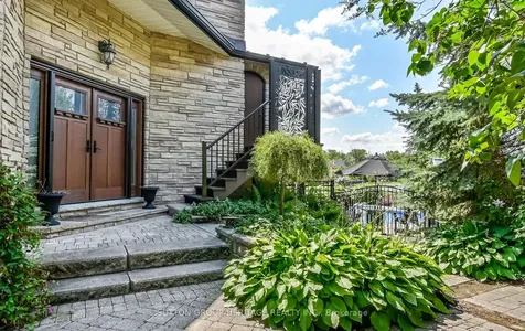 285 Stephenson Point Road Scugog ON L9L 1B4