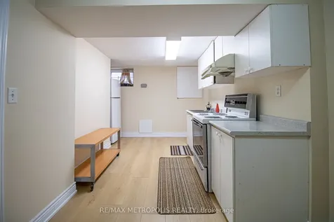 37 Albacore Crescent Toronto ON M1H 2L2