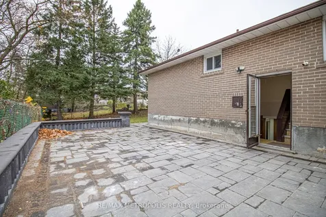37 Albacore Crescent Toronto ON M1H 2L2