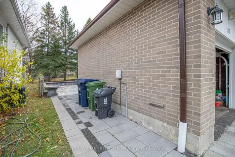 37 Albacore Crescent Toronto ON M1H 2L2