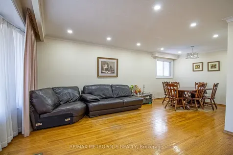 37 Albacore Crescent Toronto ON M1H 2L2