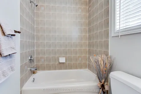 72 Sherrington Drive Scugog ON L9L 2E7