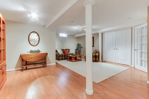 72 Sherrington Drive Scugog ON L9L 2E7