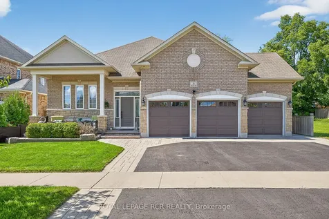 21 Corvinelli Drive Whitby ON L1M 0G7