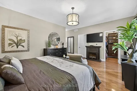 21 Corvinelli Drive Whitby ON L1M 0G7