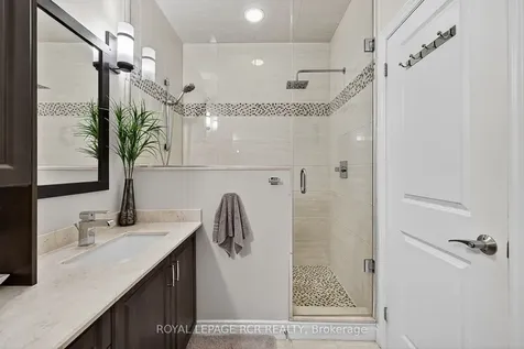21 Corvinelli Drive Whitby ON L1M 0G7