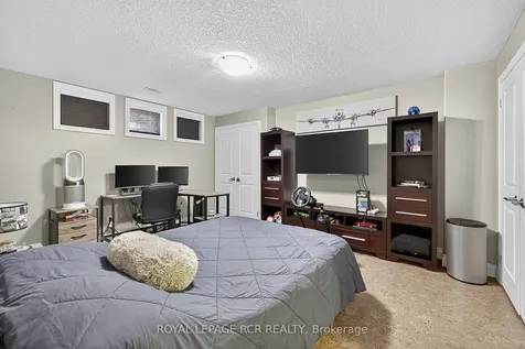 21 Corvinelli Drive Whitby ON L1M 0G7