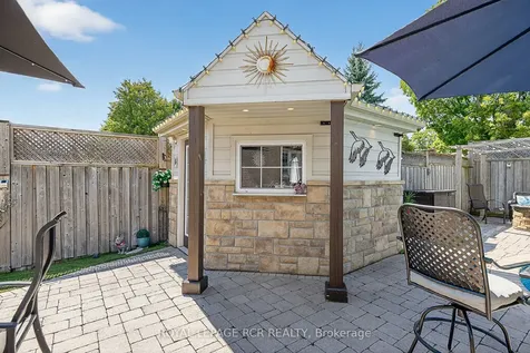 21 Corvinelli Drive Whitby ON L1M 0G7