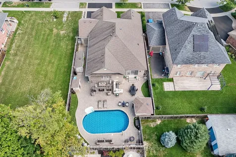 21 Corvinelli Drive Whitby ON L1M 0G7