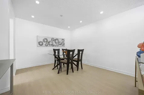 7 Snowhill Crescent Toronto ON M1S 3T4