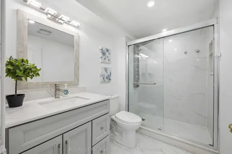 7 Snowhill Crescent Toronto ON M1S 3T4