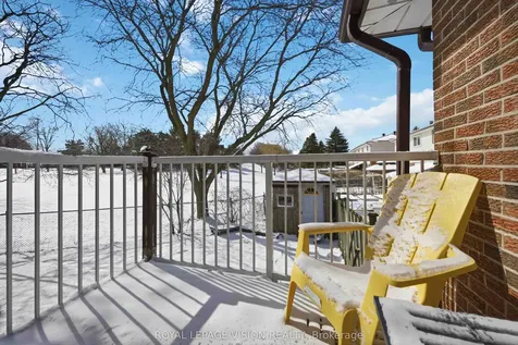 7 Snowhill Crescent Toronto ON M1S 3T4