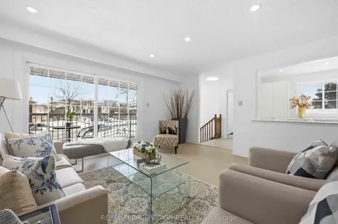7 Snowhill Crescent Toronto ON M1S 3T4