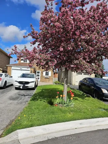 513 Alder Court Pickering ON L1V 4T2