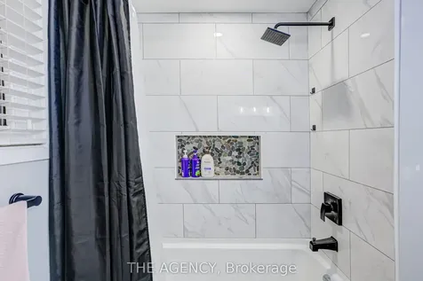 513 Alder Court Pickering ON L1V 4T2