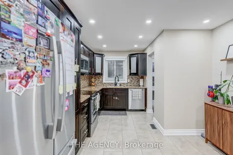 513 Alder Court Pickering ON L1V 4T2