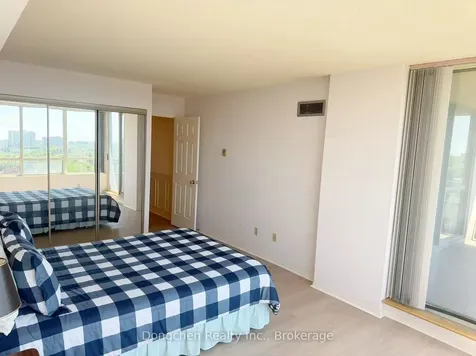 175 Bamburgh Circle Toronto ON M1W 3X8