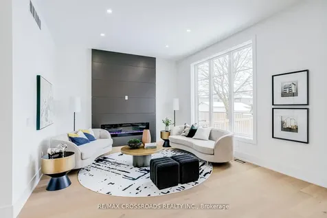642 Annland Street Pickering ON L1W 1B1
