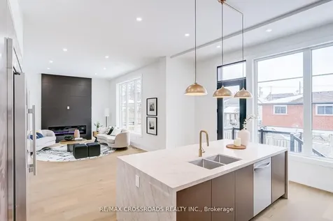 642 Annland Street Pickering ON L1W 1B1