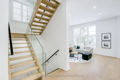 642 Annland Street Pickering ON L1W 1B1